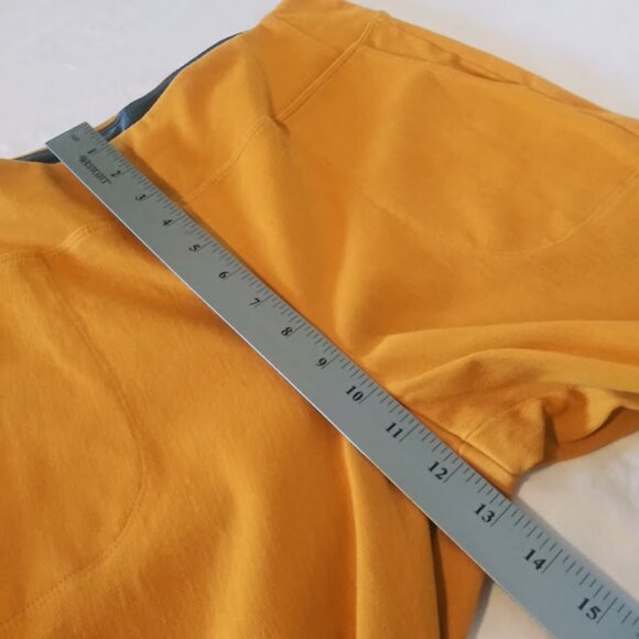 Women with Control women's size LP mustard yellow capri pants - Picture 8 of 13